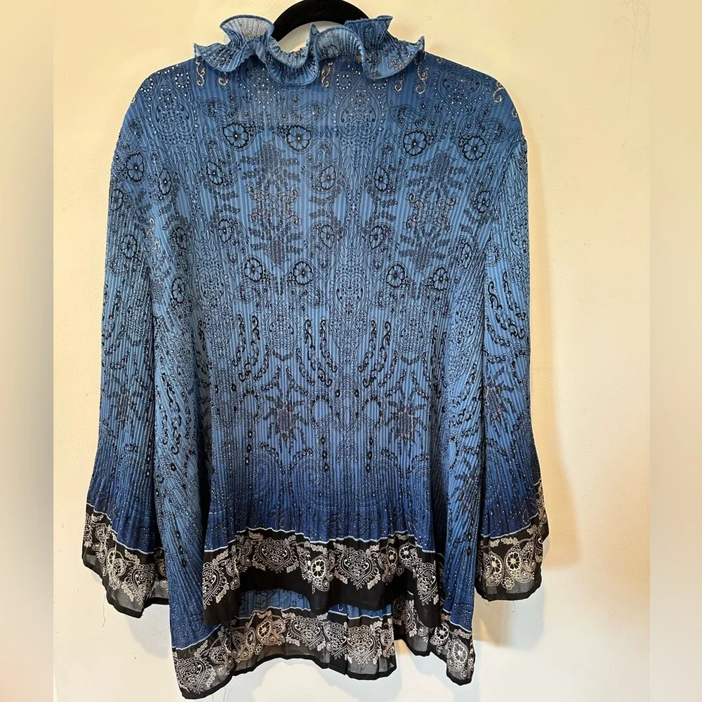 Dressbarn Glitter Blue and Black Ruffled Blouse - Picture 2 of 3